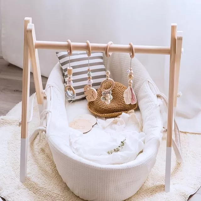 Baby Toys Wooden Play Gym Hanging Mobile Bed Holder Star Pendant Stroller Baby Toy Bell Wood Rattle Ring Newborn Educational Toy