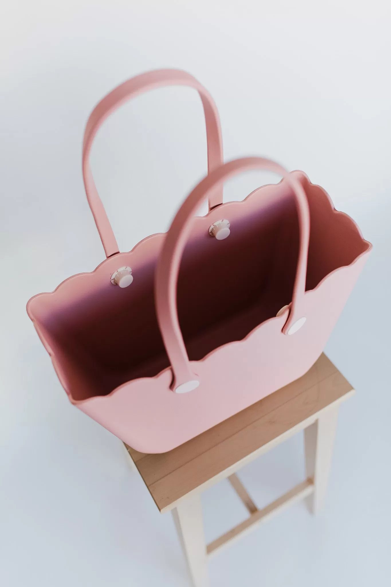 Rose Scalloped Versa Tote