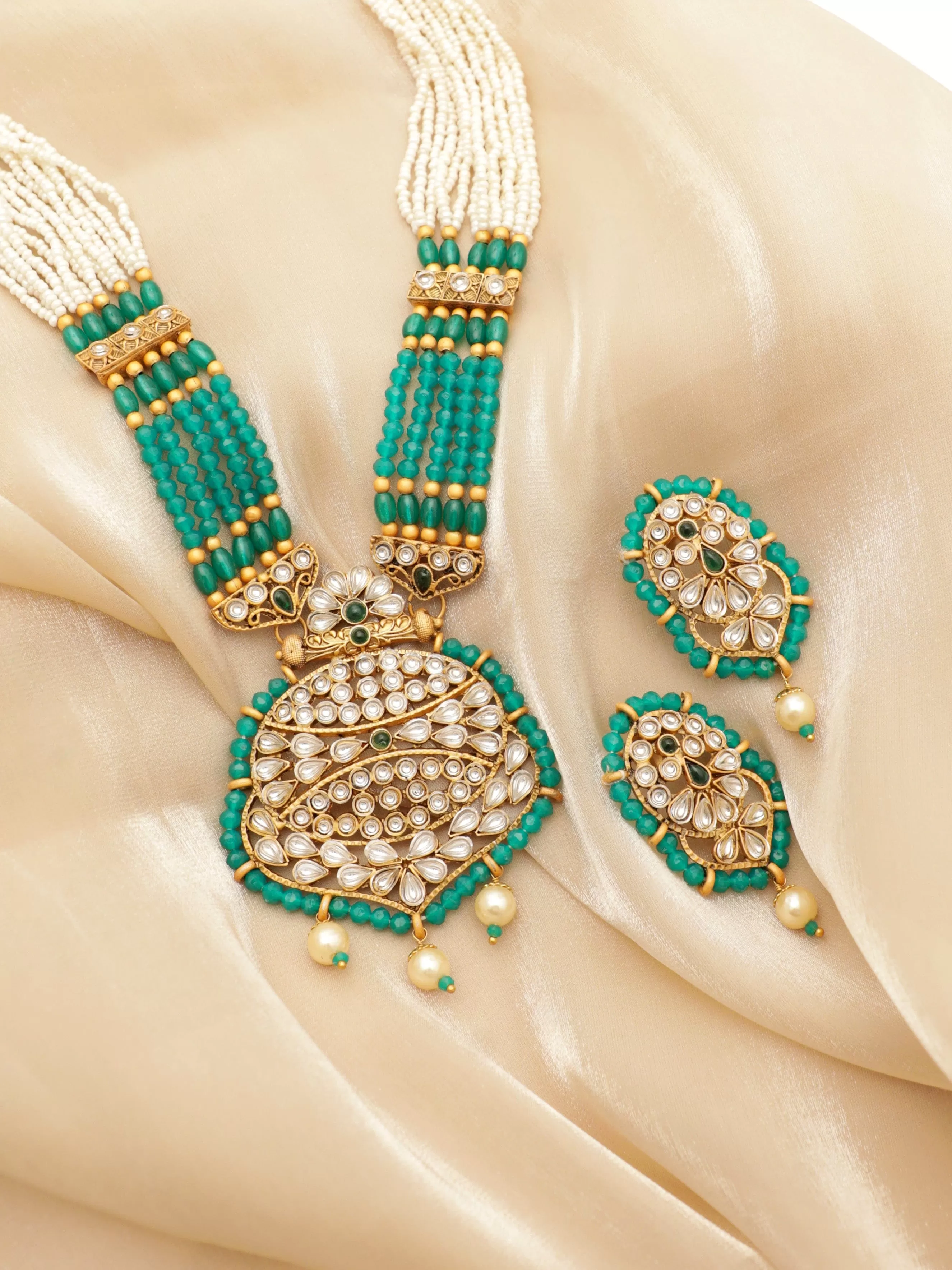 Rubans Green and White Beads Chain with Gold-Tone Pendant Adorned with Stones Necklace Set