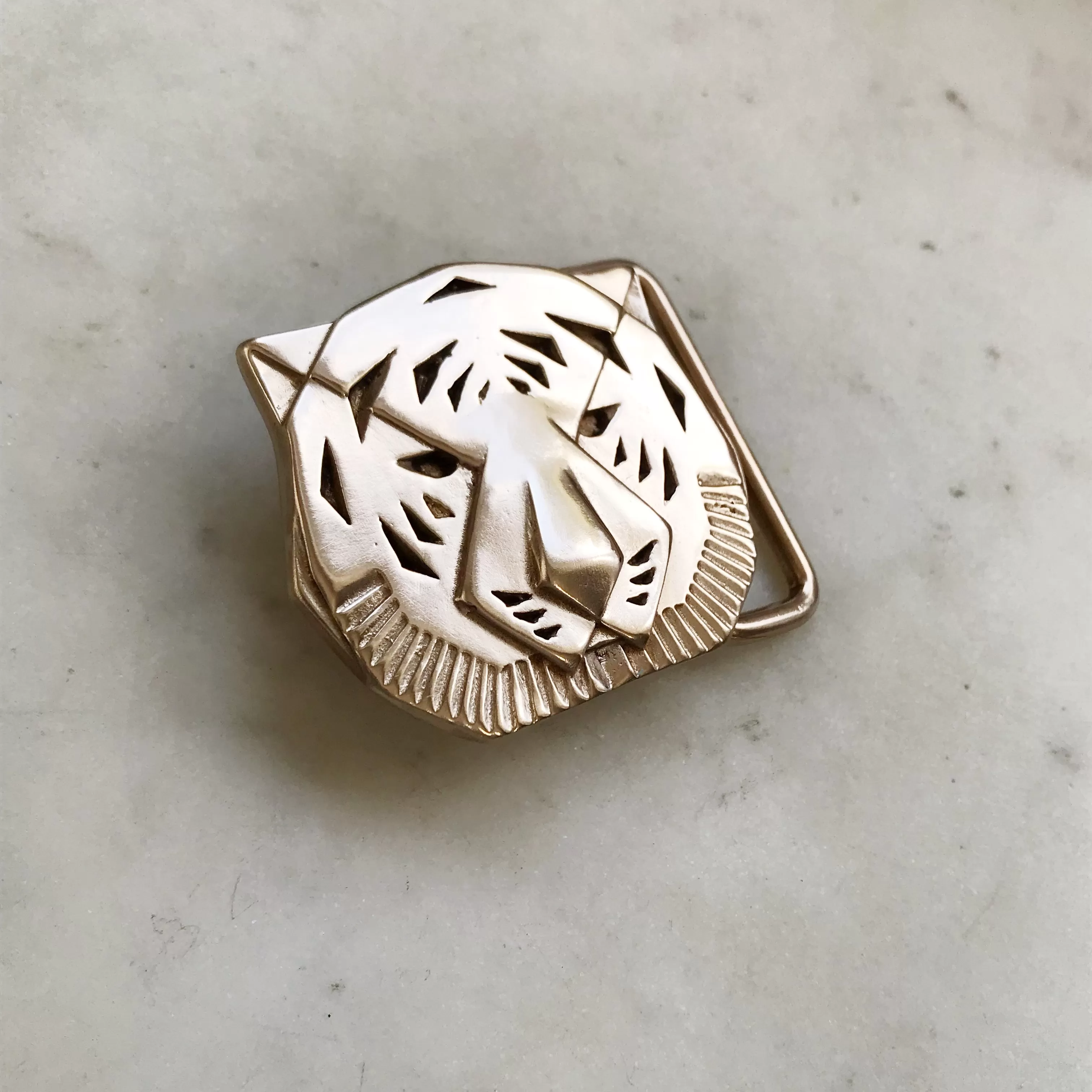 TIGER BELT BUCKLE