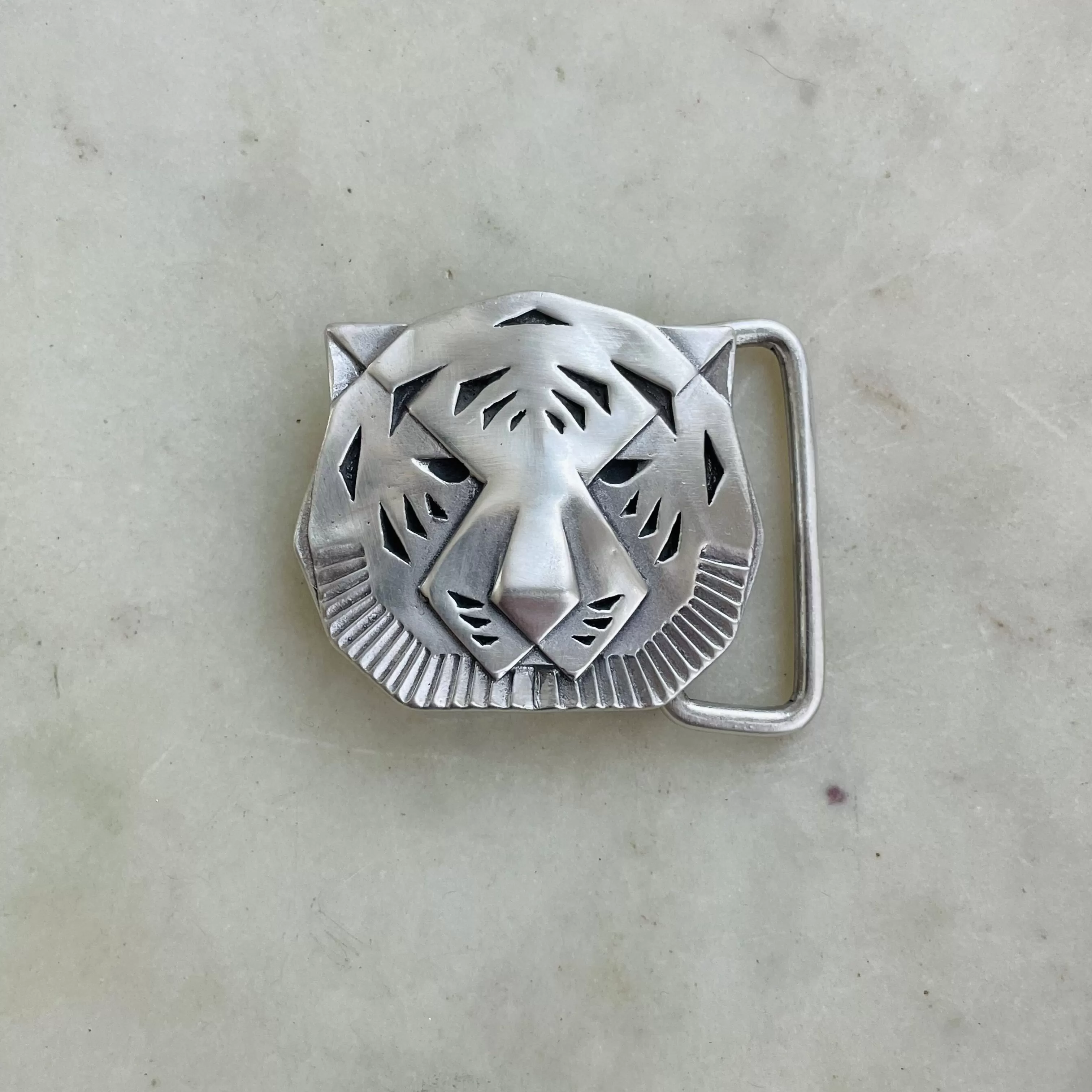 TIGER BELT BUCKLE